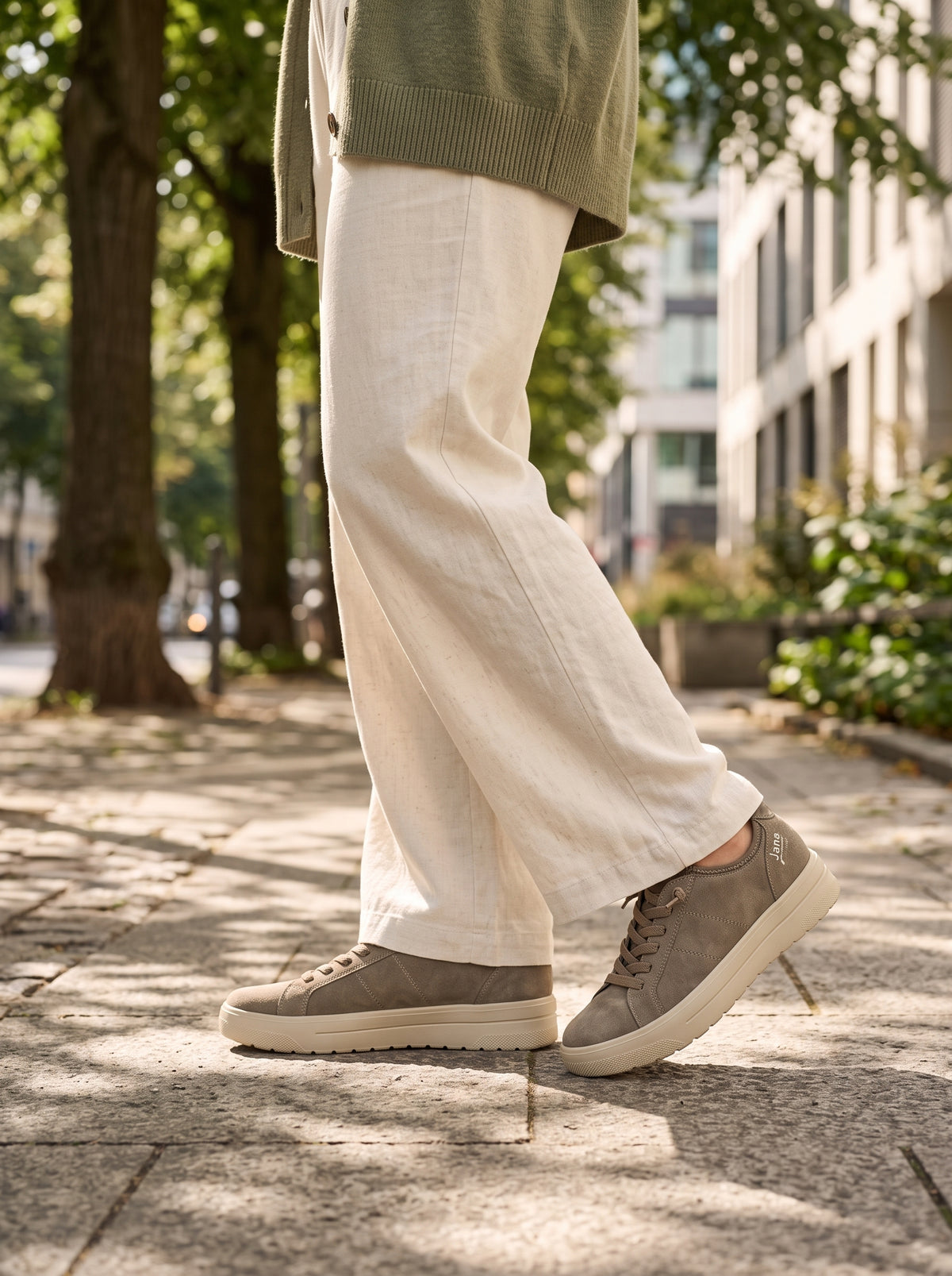Britta Stone — Step In Casual