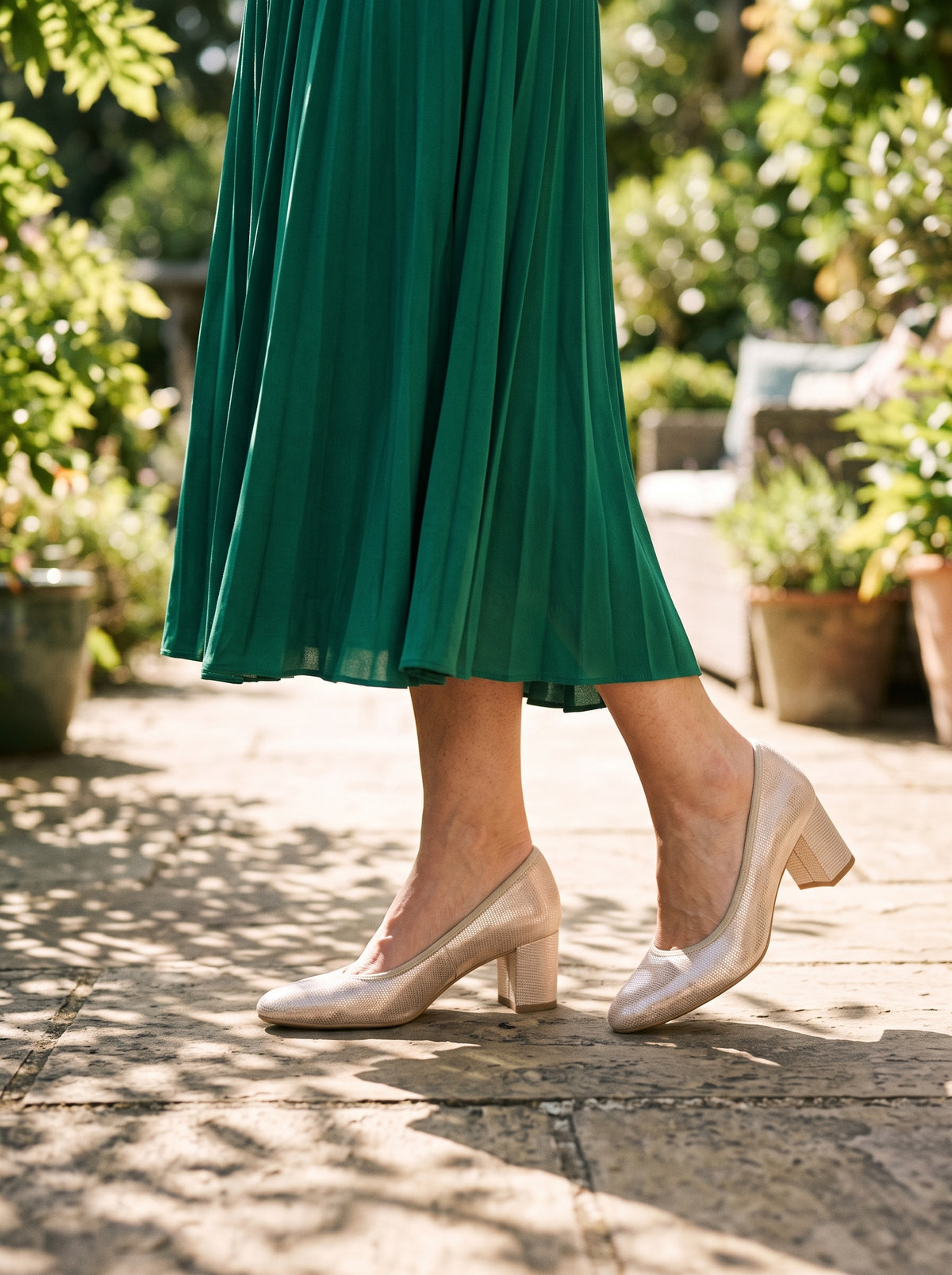 Delphine Beige Metallic — Court Shoe