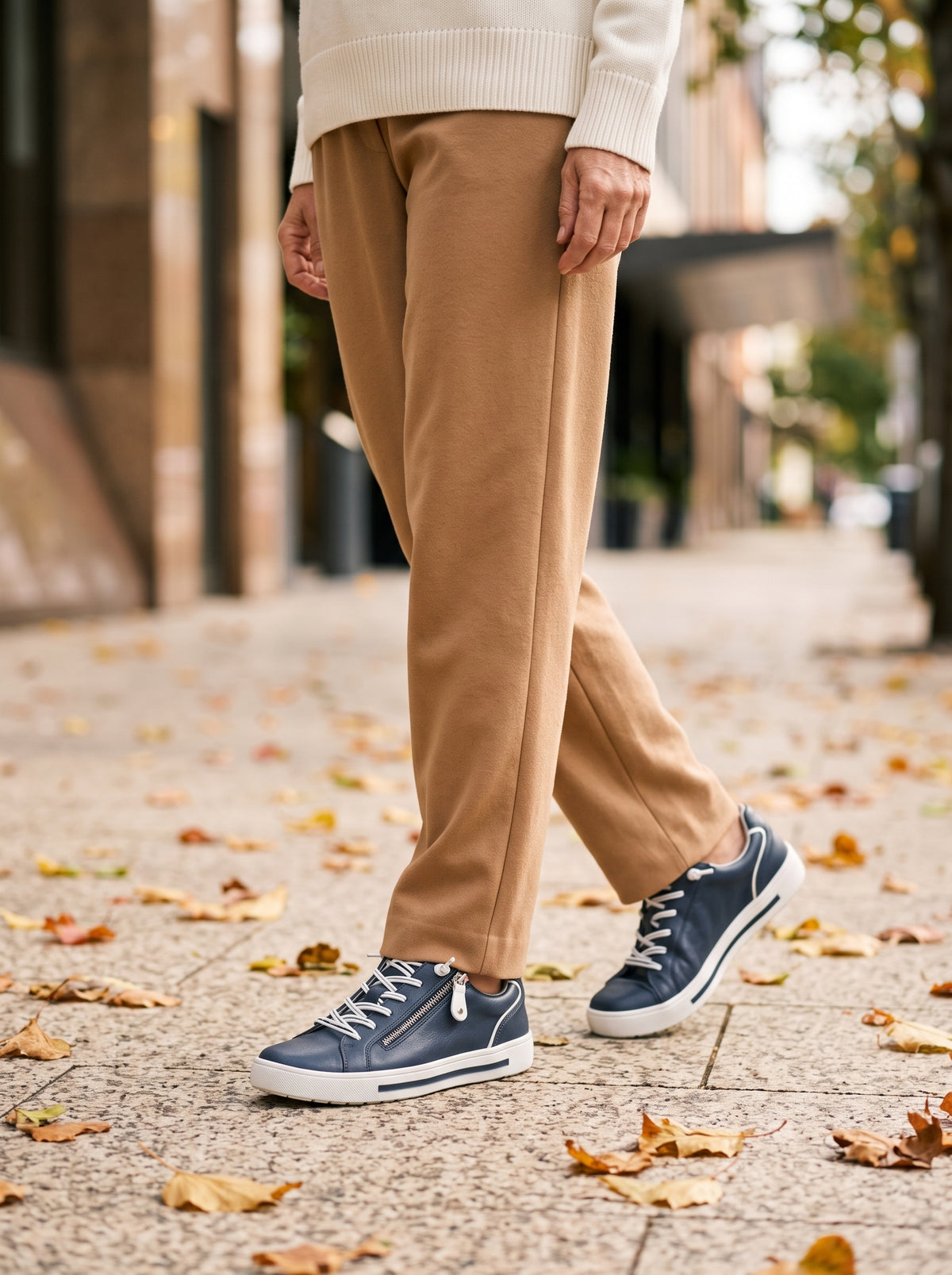 Estelle Navy — Lace-up Sneaker