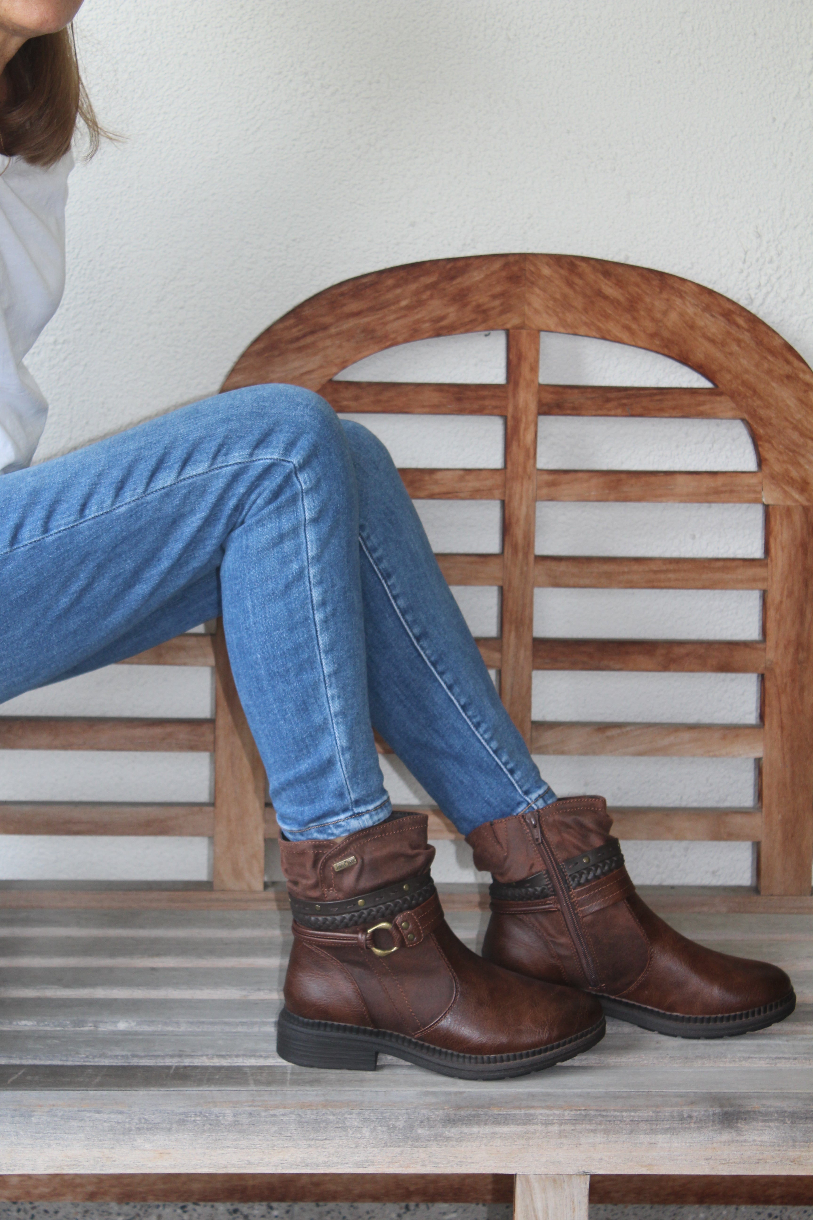 Freya Cognac — Jana Ankle Boot | Wide Fit