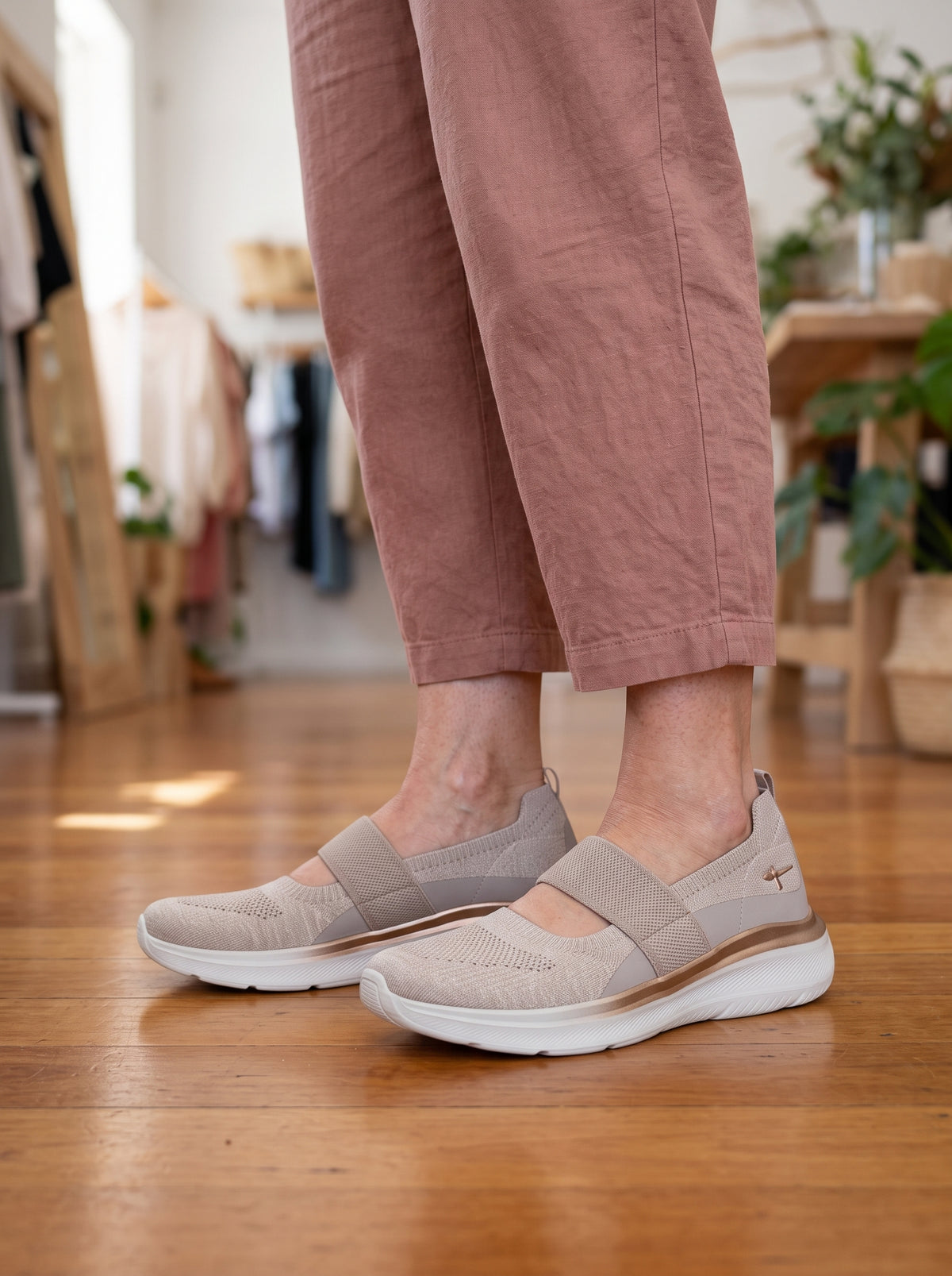 Josephine Taupe — Ballet Flat